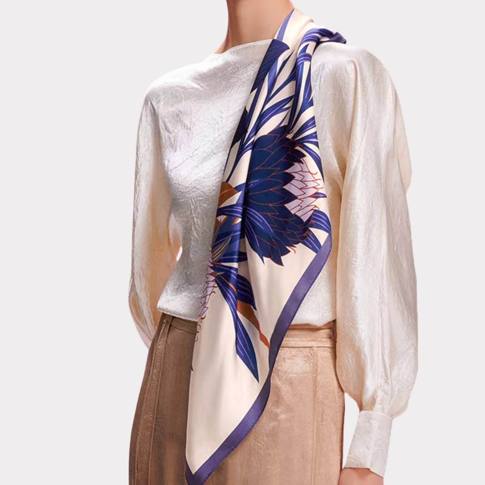 Silk scarf (65×65 cm)