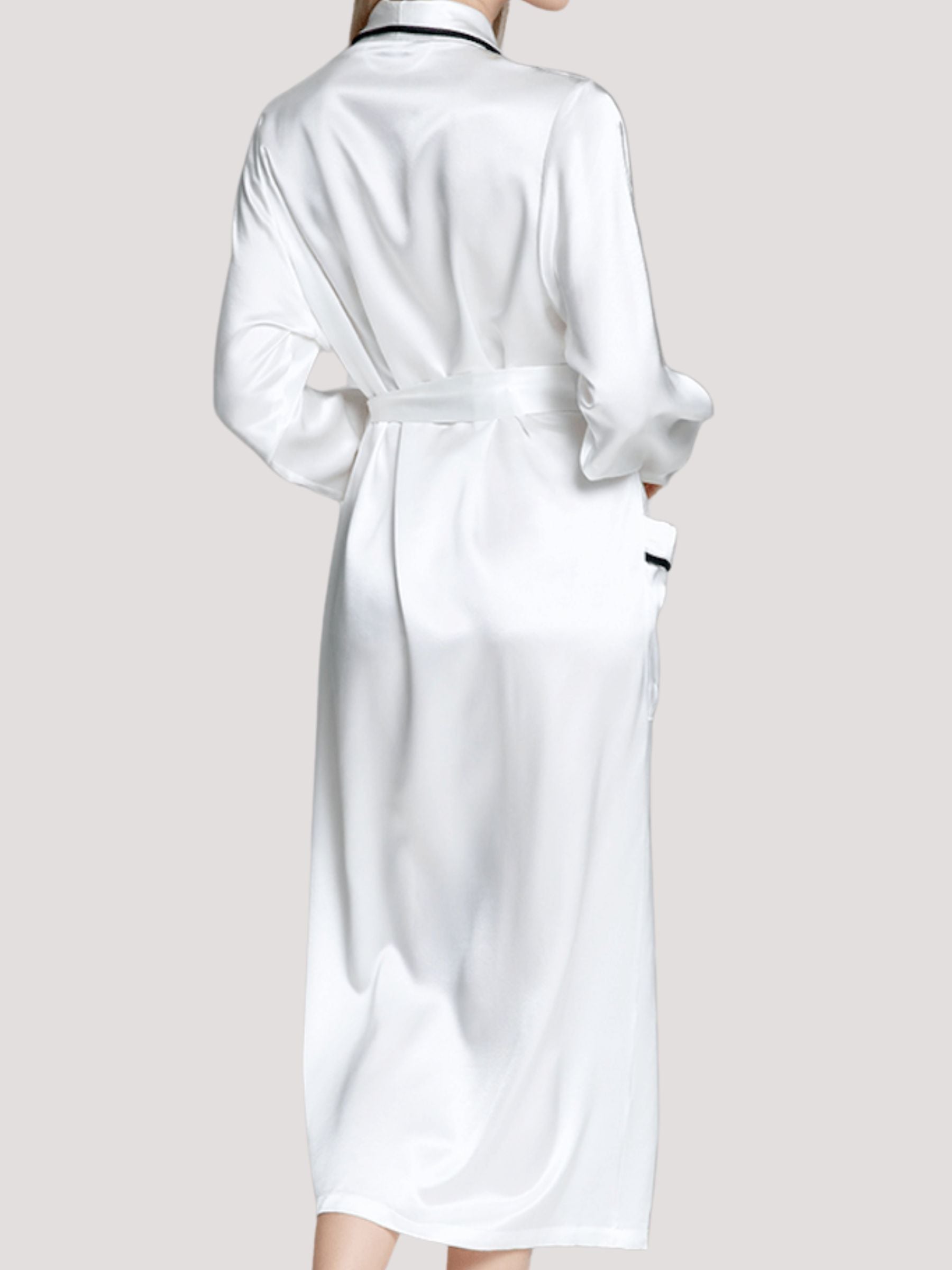 Women's silk bathrobe