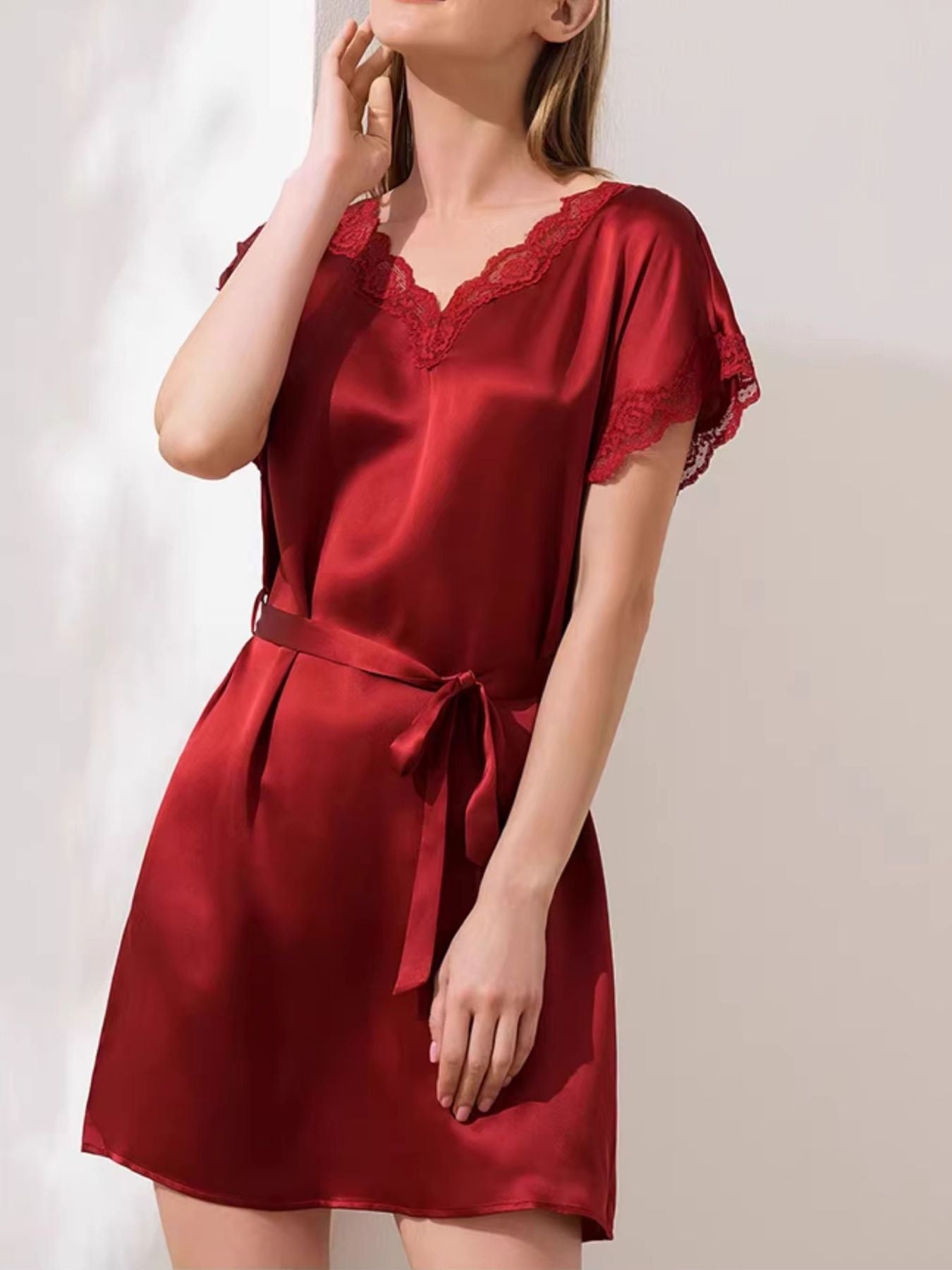 Silk negligee with adjustable straps