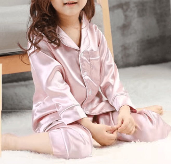 Pyjama en soie pour fille – Lang