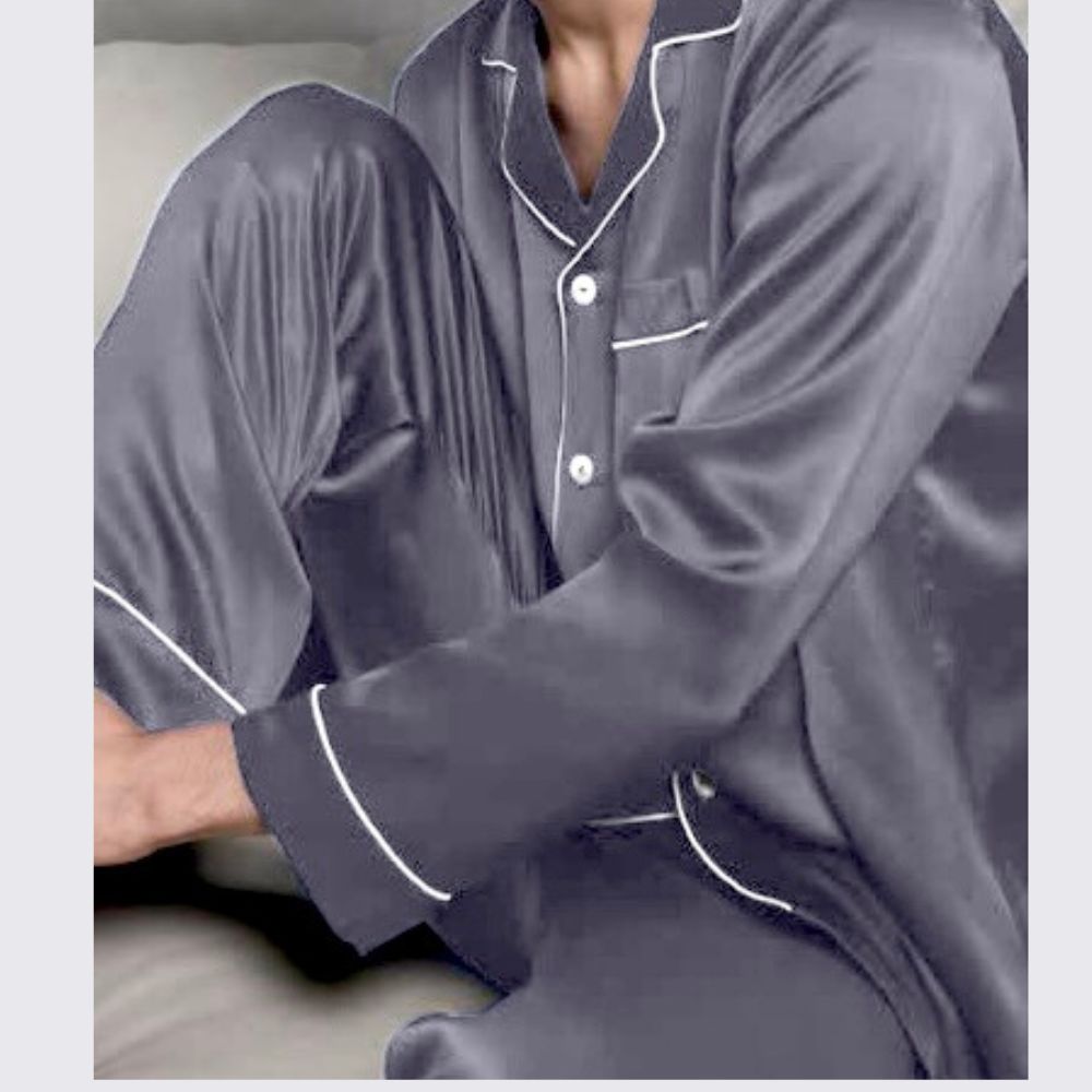 Pyjama en soie pour homme